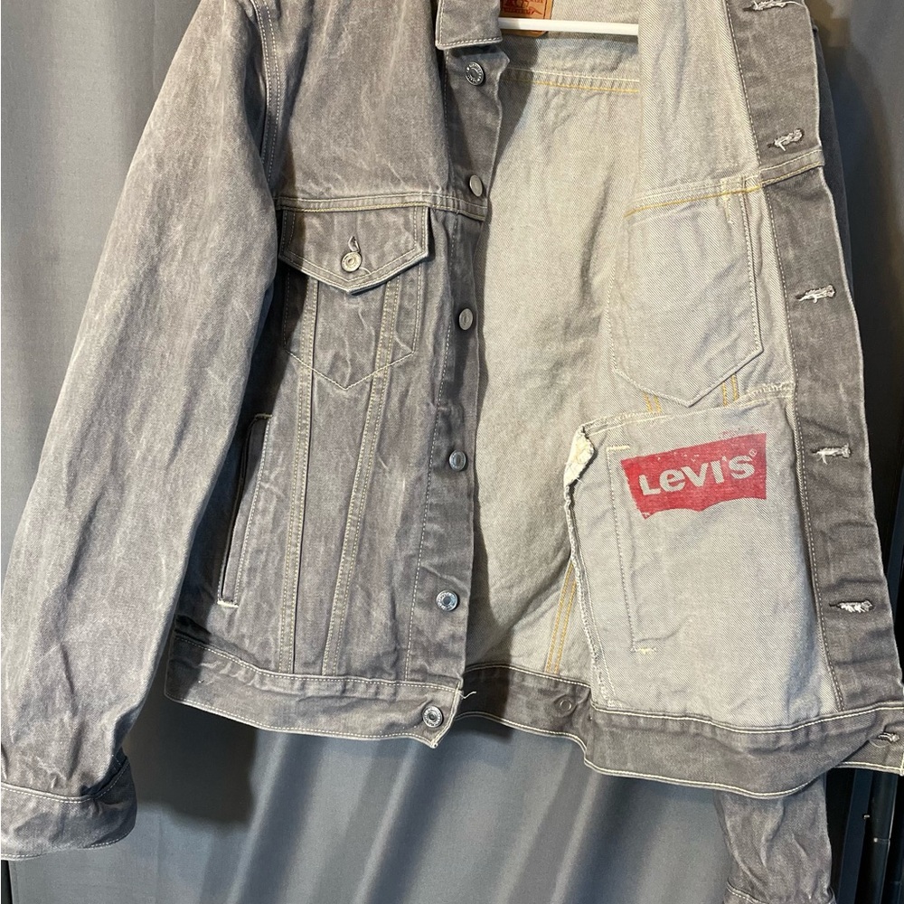 Men’s Jacket Levy’s Size Medium